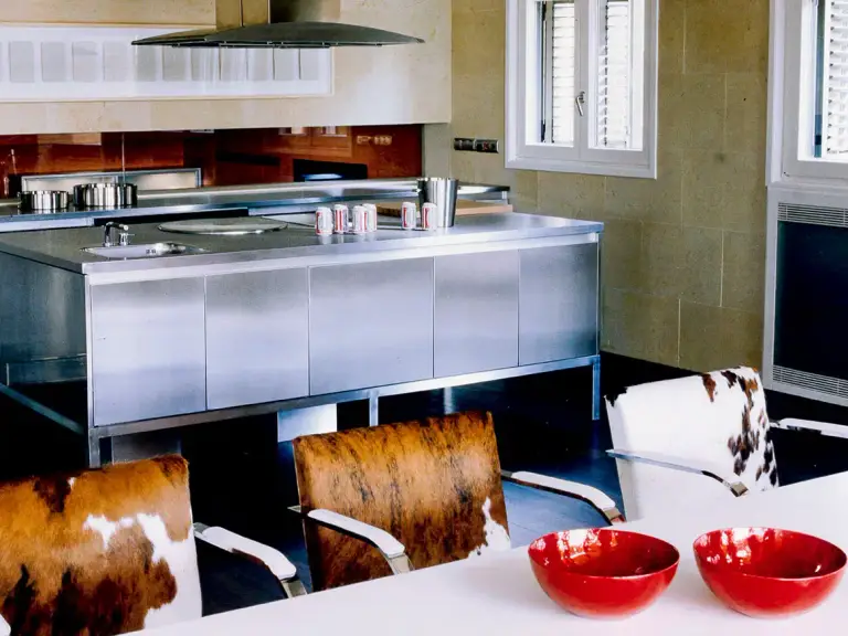 An art collector’s home, photo 7